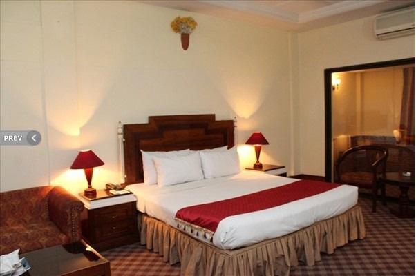 Sheza Inn Multan Exterior photo