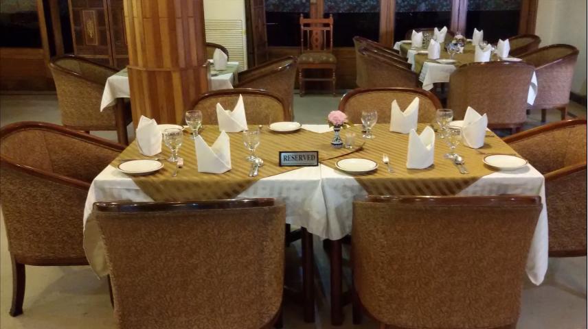 Sheza Inn Multan Exterior photo